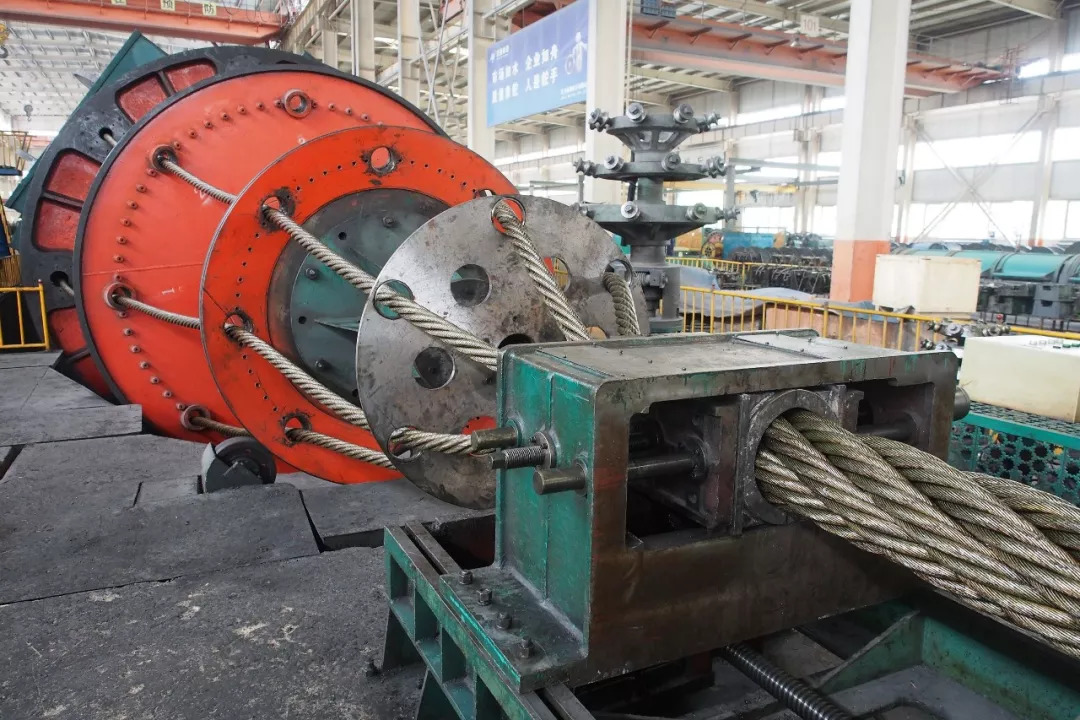 【动态】316毫米大直径钢丝绳在巨力索具成功下线