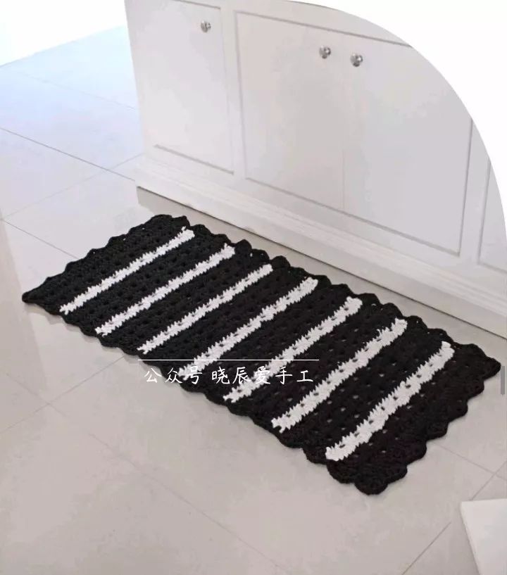 10 ————整体图放大细节图这样的地垫地毯门垫钩针图解