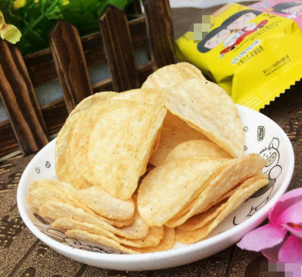 这6种"儿童垃圾食品",会影响孩子的发育,家长一定要监督好!