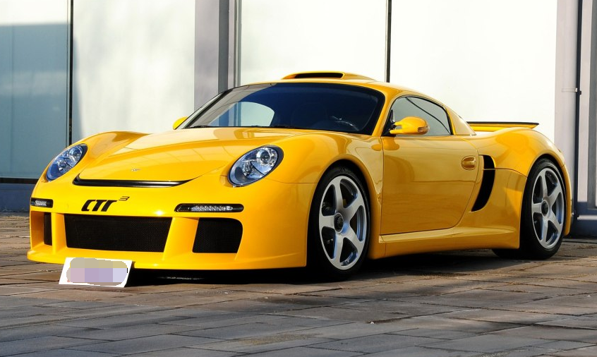 这辆如虎 ctr 3外观很普通,方向盘延续一贯风格,懂车的人都喜欢