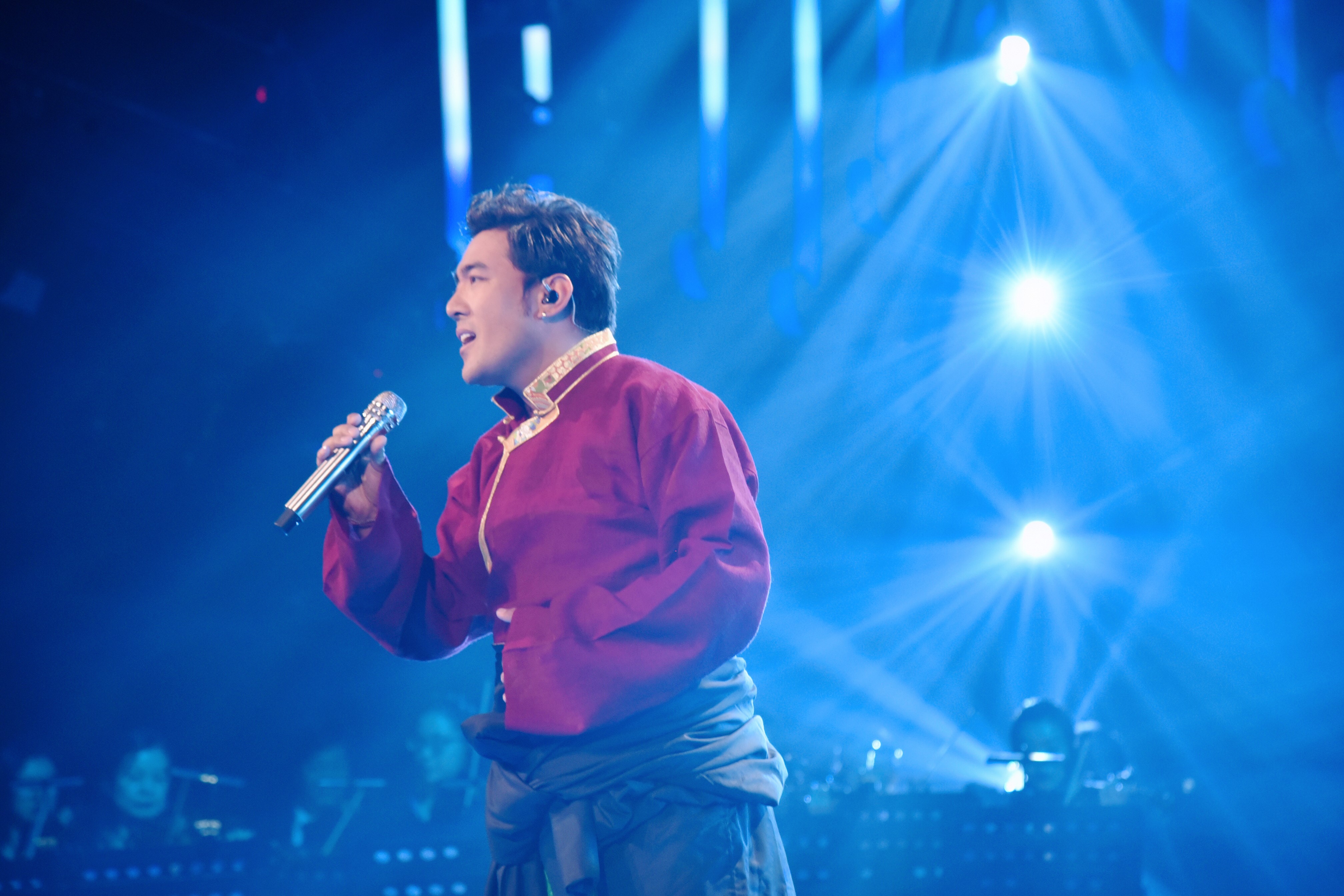 (巴金旺甲《中国藏歌会》现场图)