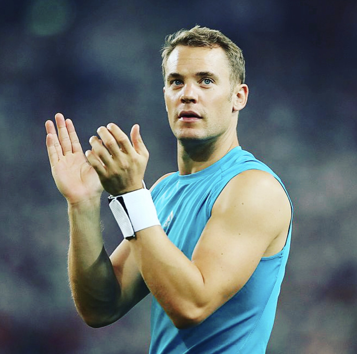 "小新"-曼努埃尔·诺伊尔