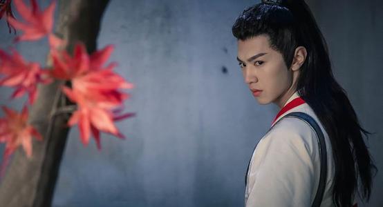陈哲远新剧《凤唳九天》将袭,化身痴情王爷,虐心剧情令人期待!