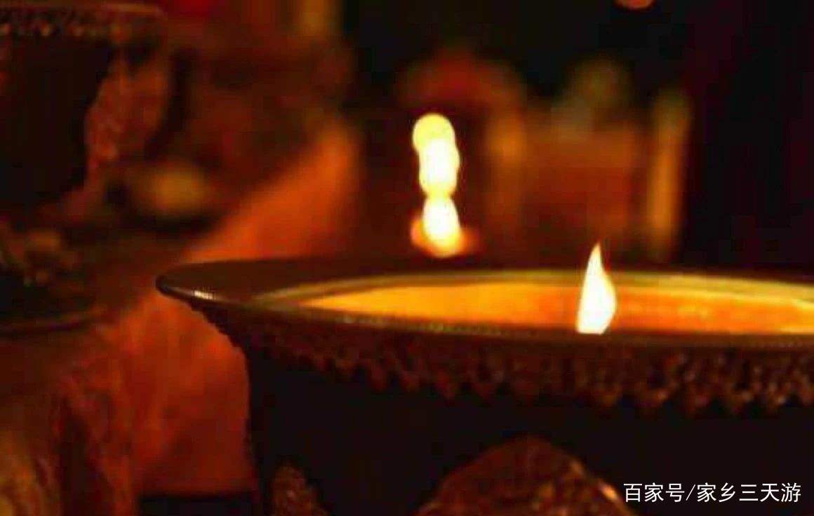 武当山金殿长明灯600年从未熄灭,只因这2个原因,佩服