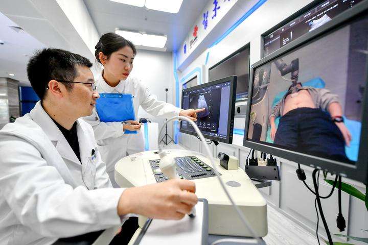 黄金4分钟抢救5g救护车"加速度"