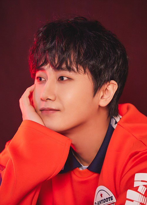 原ss501成员许永生最新时装杂志照曝光