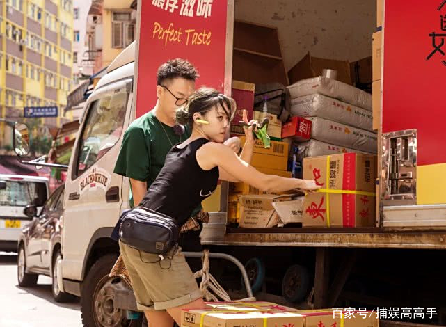 林子祥与“最美搬运工”朱芊佩合作,72岁高龄开演唱会老当益壮 林子祥与“最美搬运工”朱芊佩合作,72岁高龄开演唱会老当益壮
