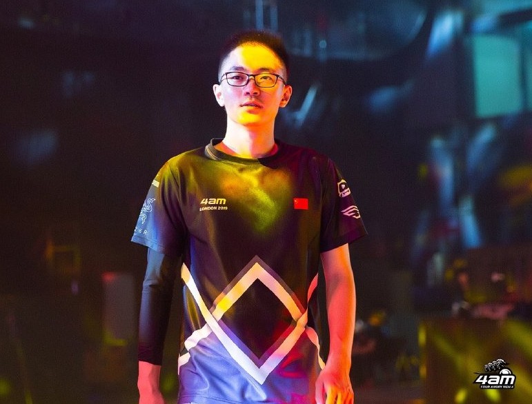 绝地求生:4am周决赛拉闸,王总直播认错,你们尽管骂