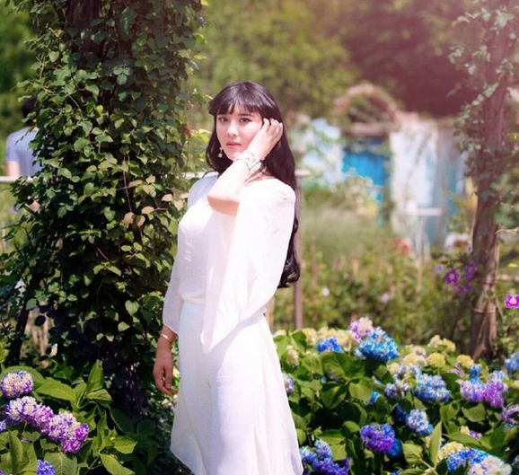 松夏央宗自称"太极第一美女"?拜在峨眉门下,是旅游公司ceo