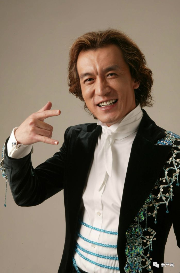 央视李咏逝世,28日晚已在美国纽约举行丧礼?与家人阴阳两隔!