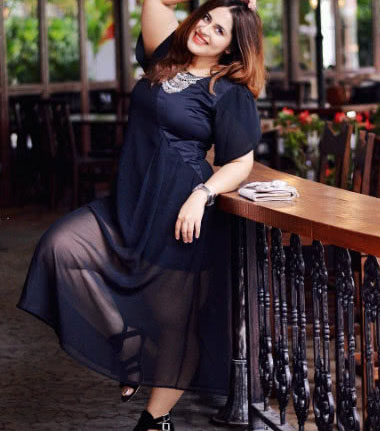 她不仅矮还胖,但在印度,被称为微胖女神!