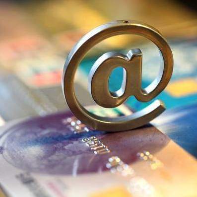 李嘉诚预测;未来3年商机在哪里,这两大行业孕