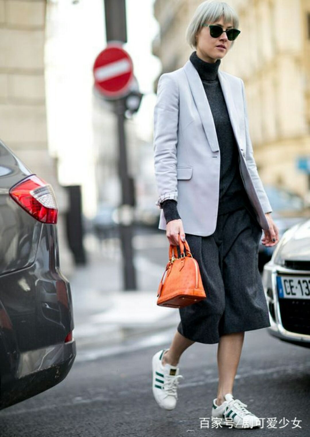 春日必备的小白鞋,这样搭配时髦又好看,明星大咖都这么穿