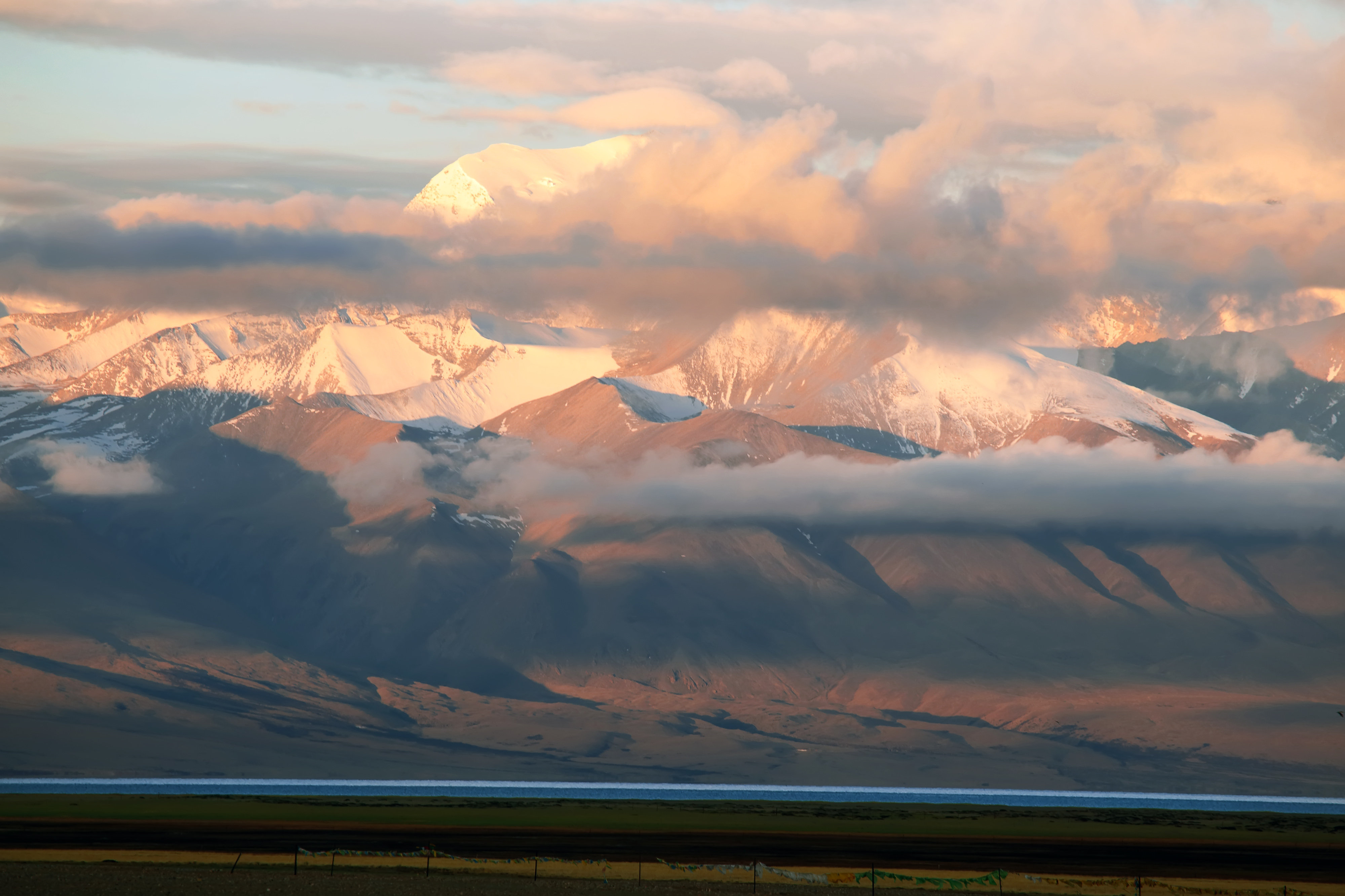 电力书籍高拍仪制造商_伍鸿电子_税务_办公扫描_高清_会议