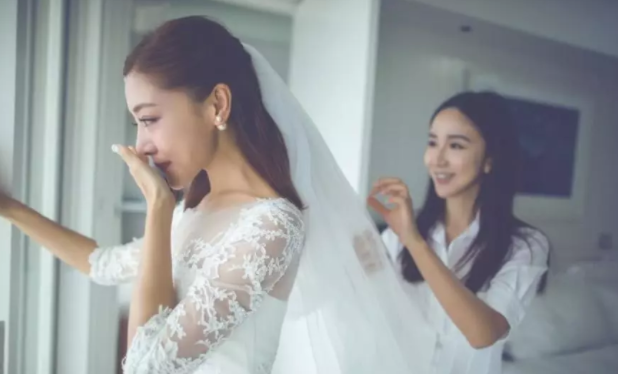 爱情公寓"唐悠悠"宣布离婚,当年澳洲高调婚礼秀恩爱已成往昔