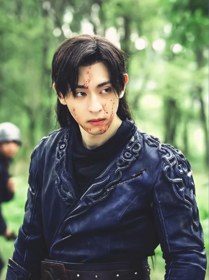 邓伦古装扮相太苏啦可温润可霸气可深情可冷酷