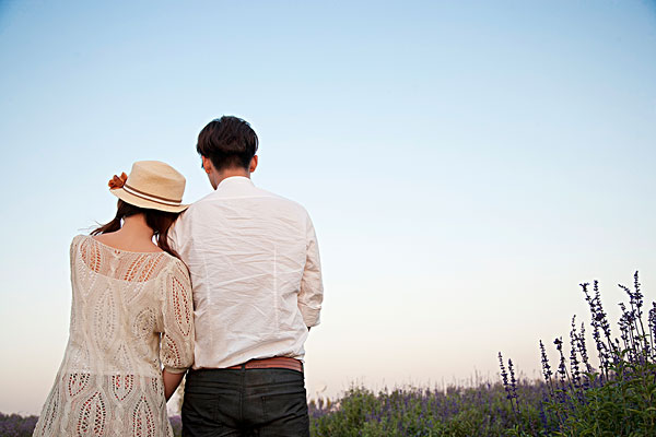 愿此生有人陪你颠沛流离