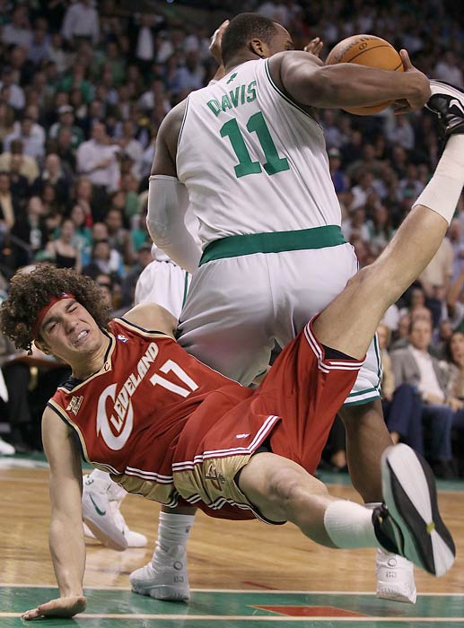 影帝!盘点nba中酷爱假摔的球员