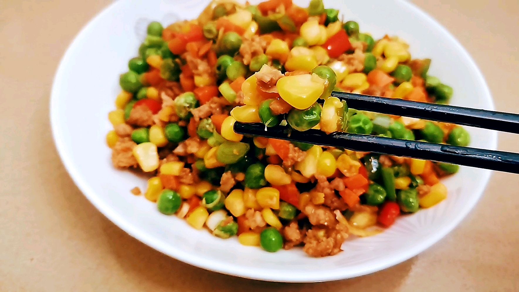 豌豆最好吃的做法,教你在家做出来,营养又下饭,大人小孩都爱吃