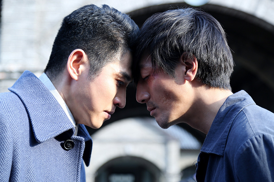 《燃情大地》来袭,邓伦新剧变"男配",首次挑战反派引期待!