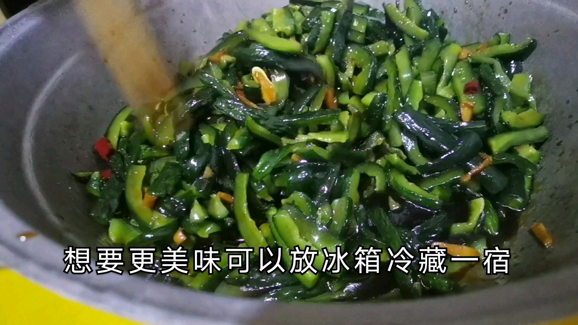 农村流传的腌黄瓜配方,唯独这个大娘做的好