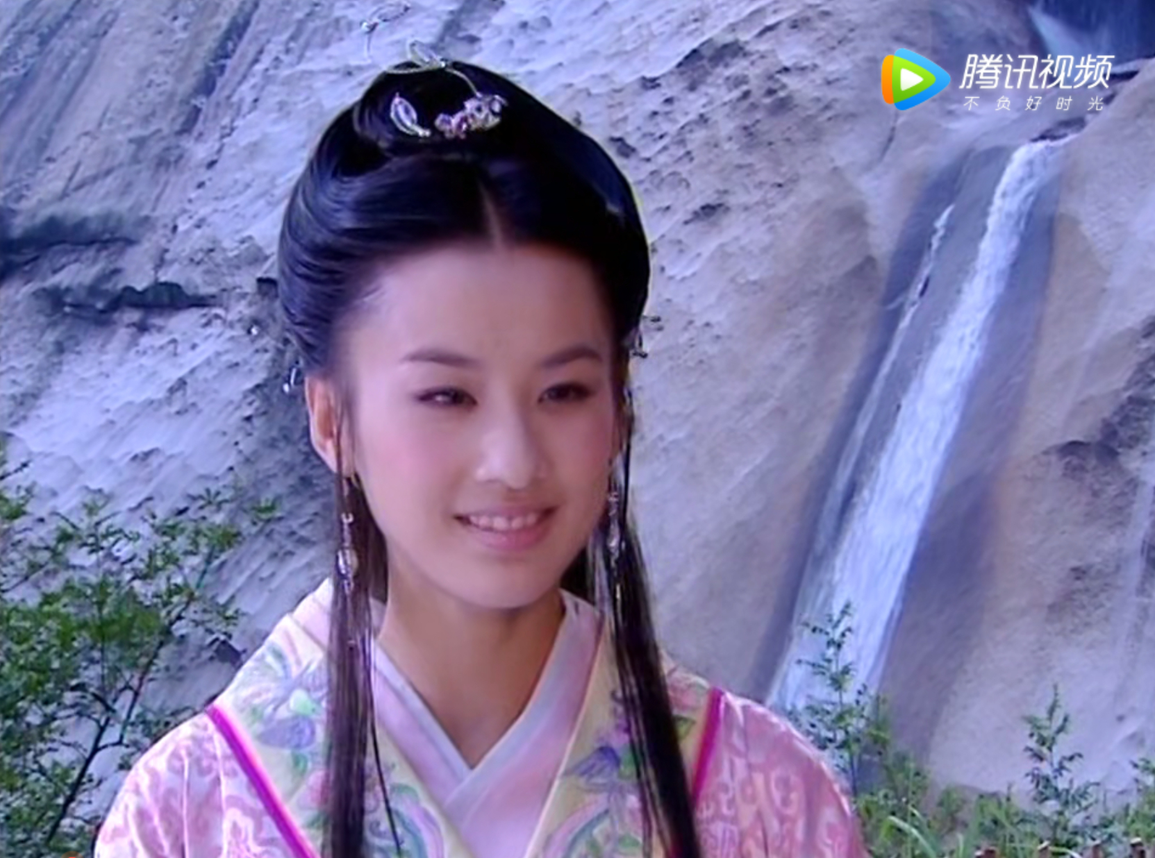 天仙配:七公主婚后的7个打扮美美哒,囍字凤冠,仙女冠都是极品