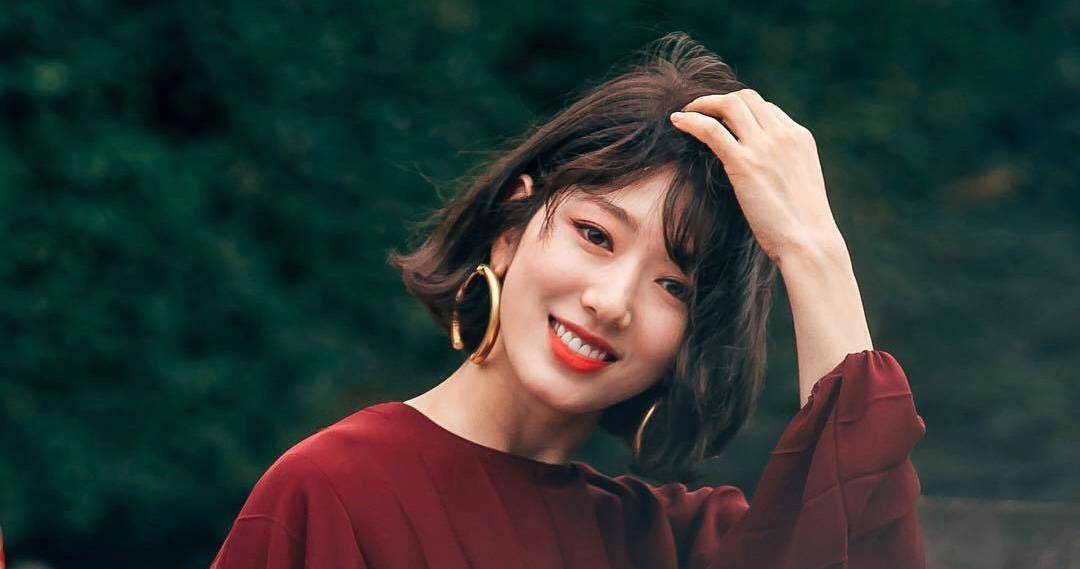 朴信惠短发造型显成熟气质,女神永远是女神,网友:心中的c位!