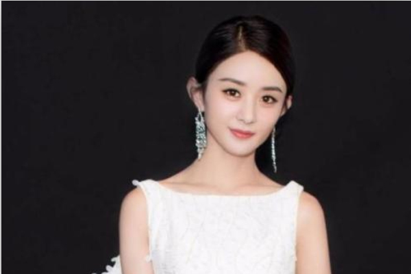 赵丽颖晒老公视角美照,嘟嘴卖萌可爱如少女,甜度爆表单身勿点!