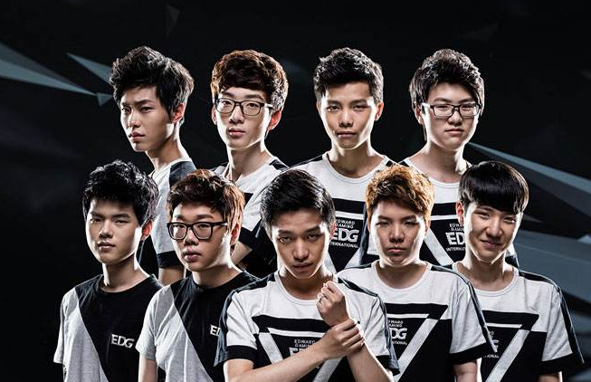 edg基地着火致致敬s5?网友:msi稳了!