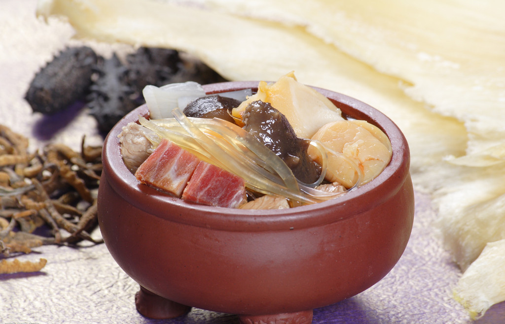 中国名菜——佛跳墙,有钱都不一定吃得到,人家就是这么任性