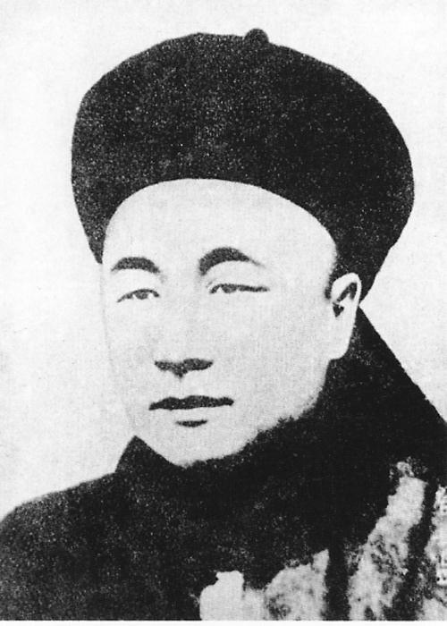 清朝大元帅和大将军,大元帅是光绪的弟弟,大将军的长相像明星!