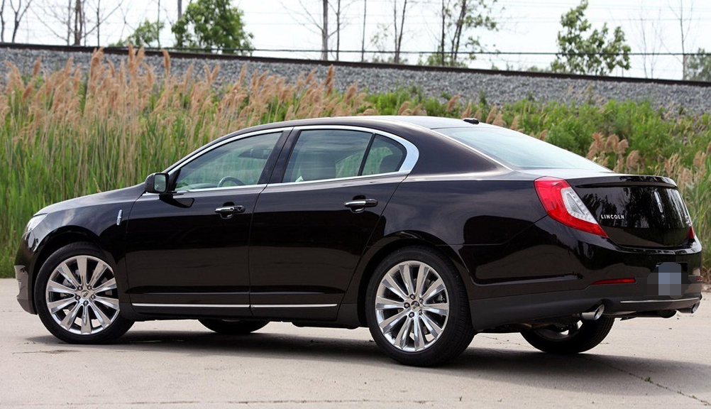 林肯-林肯mks,时尚的外观设计,颜值极靠前,非常实用