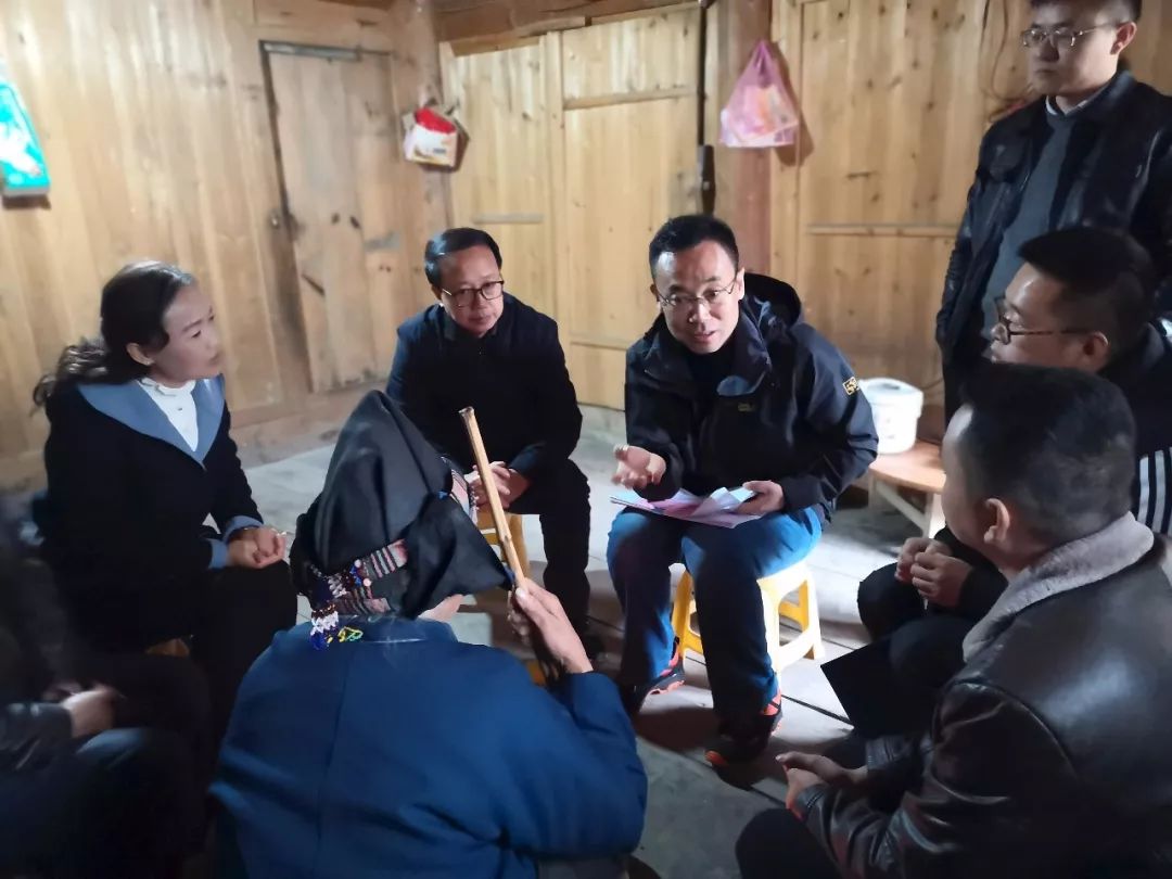 罗桂荣到三都督导脱贫攻坚工作