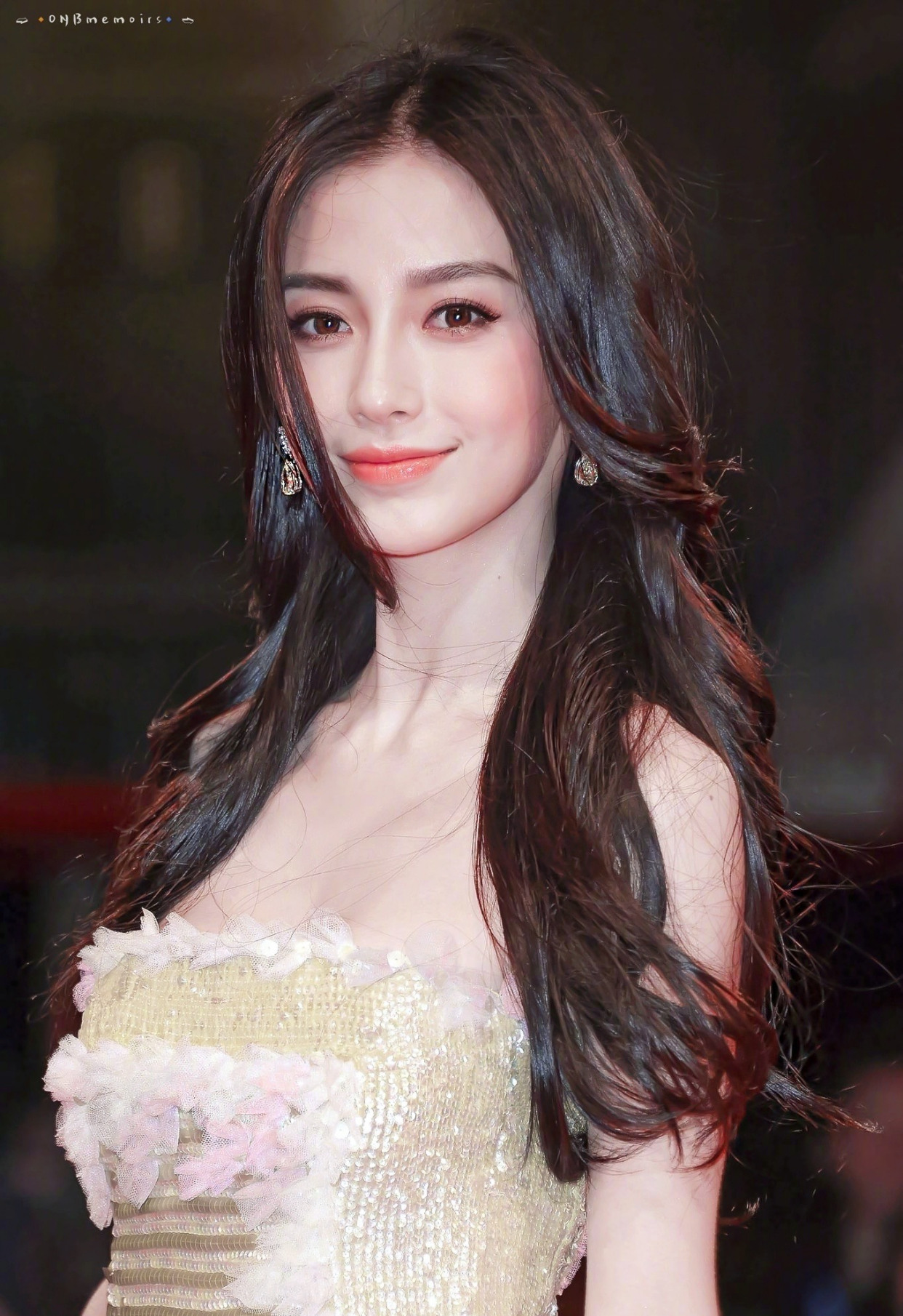 2012年威尼斯电影节上的angelababy,好美啊
