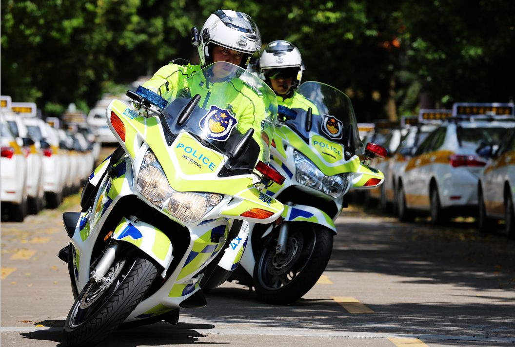 罕见!改革开放40年 看珠海交警震撼变化 | 交通文化