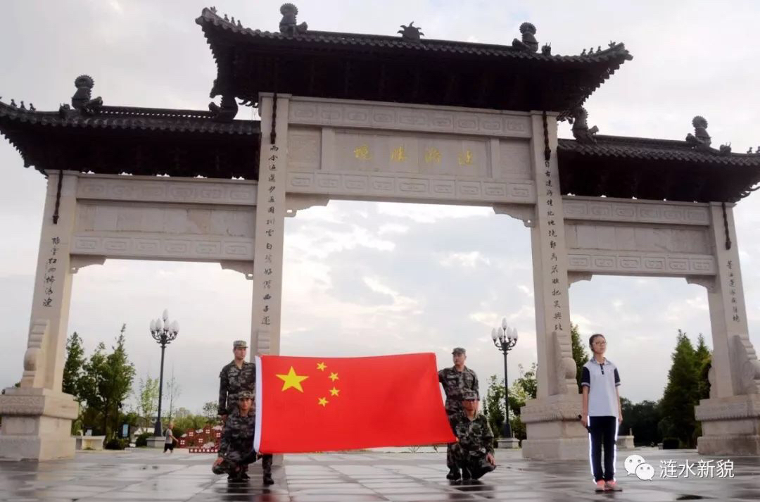 直击郑梁梅中学初一新生军训丨立正青春,敬礼成长