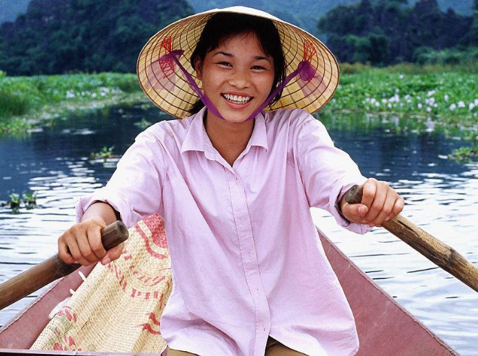一位越南姑娘说出实情:为何嫁到中国的越南女孩,多数都逃离回国