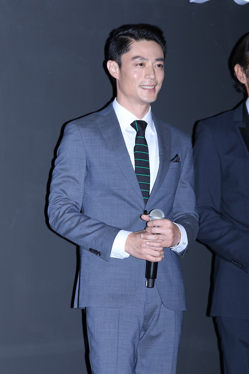 刘亦菲霍建华同框拍戏 刘亦菲和霍建华主演的电视剧玫瑰故事备受期待