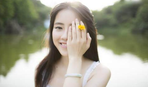 让男人越爱越深的星座女,性感又有魅力,让男人为之心动