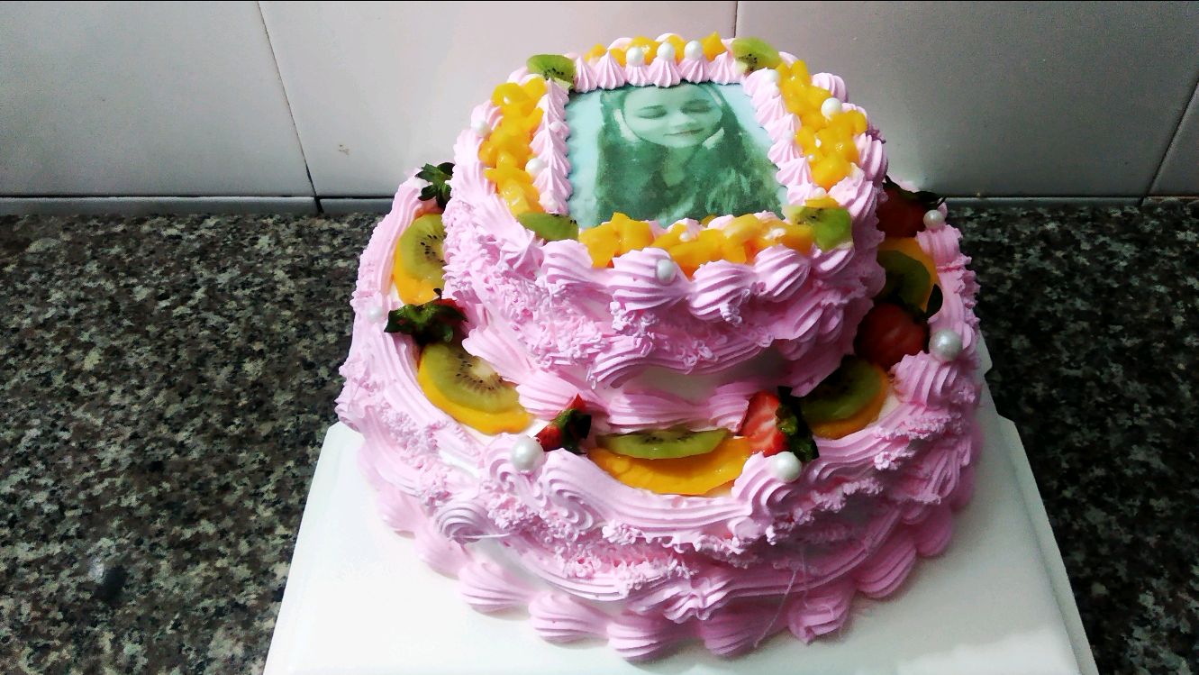 原来漂亮照片数码生日蛋糕是这样做出来的