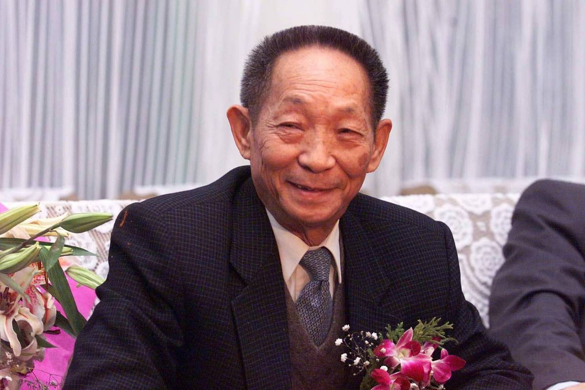 袁隆平沙漠海水稻成功# 【袁隆平团队沙漠海水稻再丰收】 袁隆平团队