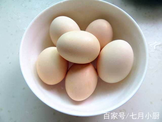 煮鸡蛋多长时间(煮鸡蛋多长时间最好吃)