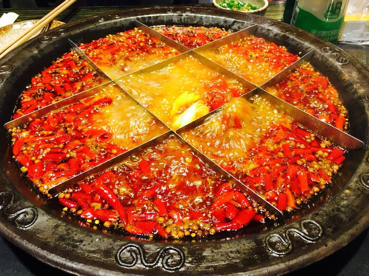 这个冬天让我们去重庆吃美食吧!这里的美食真的太诱人了!