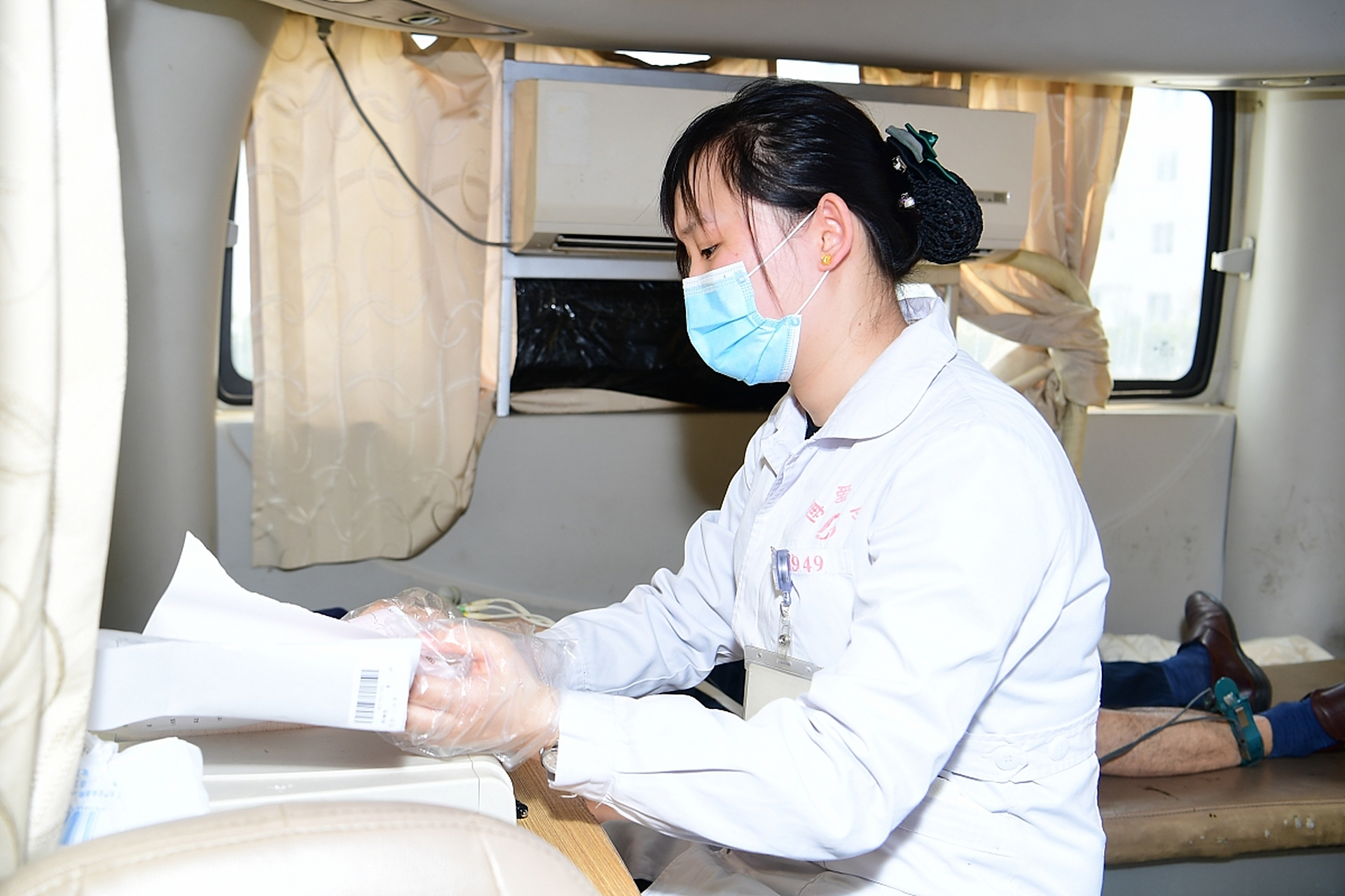 上海捐精志愿者讲述亲历:取精室找美艳护士,最终拿了7500补贴  "点赞