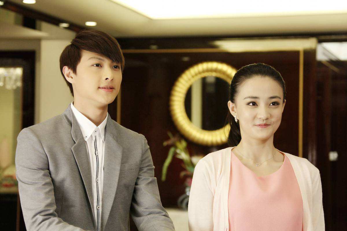 《妻子的谎言》一明喜欢上了夏曦,带着夏曦约会