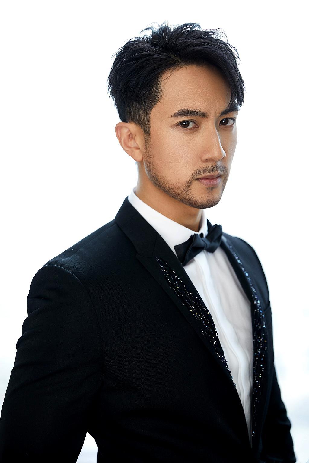 neinei从三岁开始学芭蕾,这是她第一次参加亚洲比赛