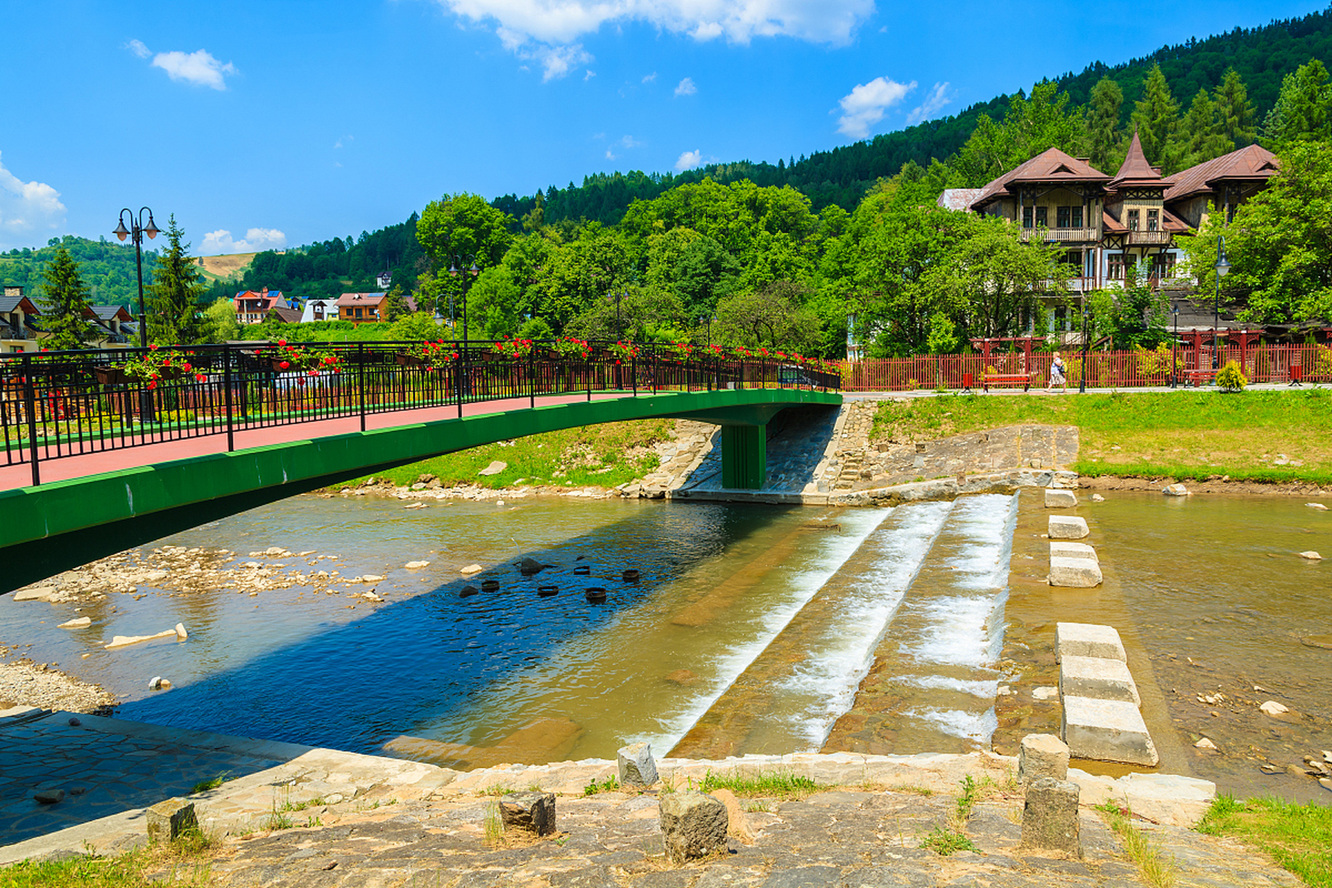 "浙江省份秋意"在龙泉宝溪景区尽显魅力.
