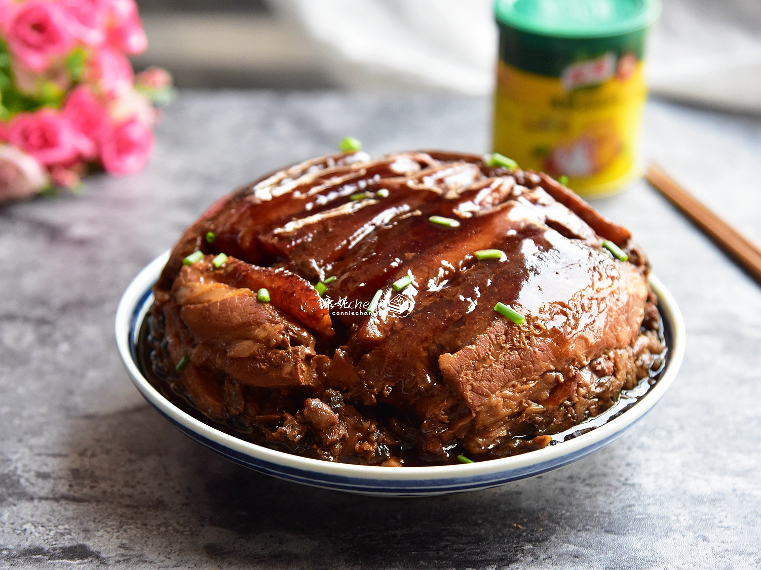 做扣肉别用油炸了,教你这个新做法,我家一周吃5次,大厨都夸我