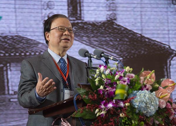 郎景和院士:医学的本源应是人们彼此表达善意与关爱