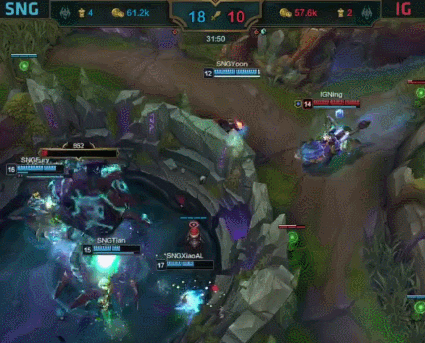 一波中路洛不少心,两个站位不谨慎被击杀,ig果断人数优势拿双龙buff反